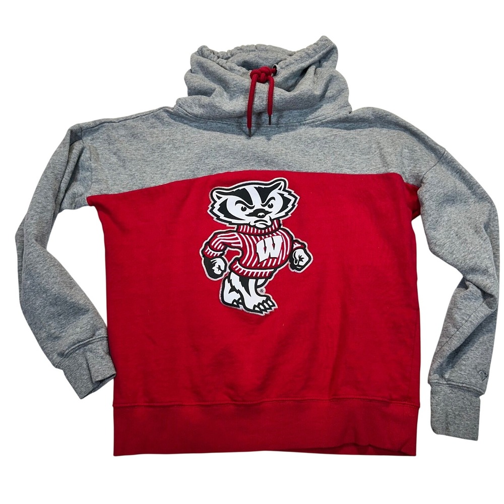Colosseum Wisconsin Badgers Women Cowl Neck Hoodie Small Red‎ Grey Bucky Badger